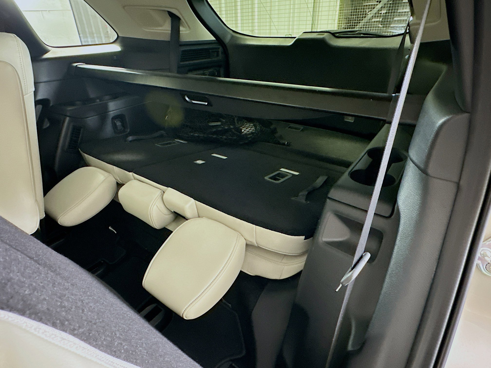 Used 2024 MAZDA CX-90 Plug-In Hybrid w/ Premium Plus image 31