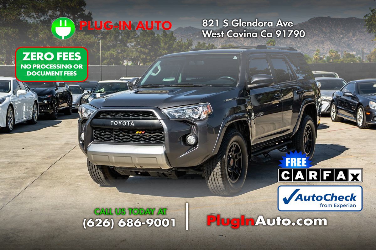 Used 2017 Toyota 4Runner TRD Off-Road w/ Convenience Package AWD/4WD image 4