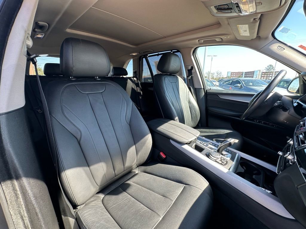 Used 2015 BMW X5 xDrive35d image 33