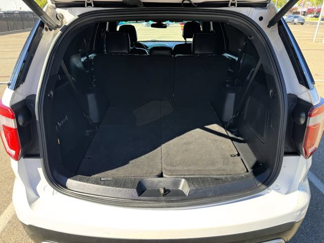 Used 2016 Ford Explorer Platinum AWD/4WD image 14