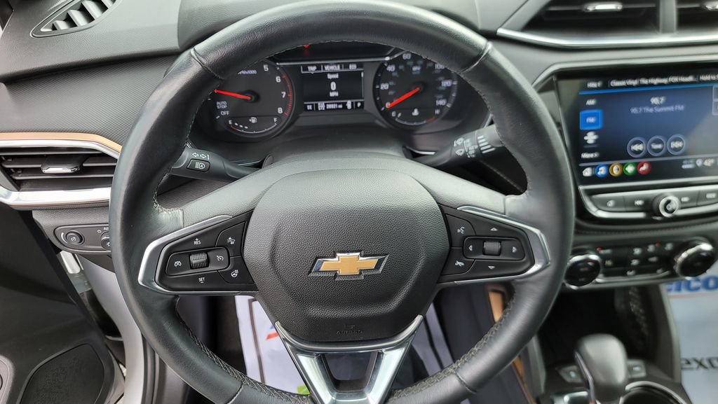 Used 2023 Chevrolet TrailBlazer ACTIV w/ Sun and Liftgate Package image 19