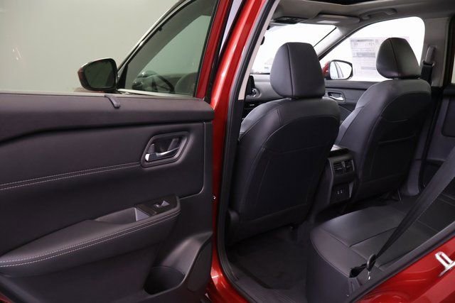 New 2026 Nissan Rogue SV image 25