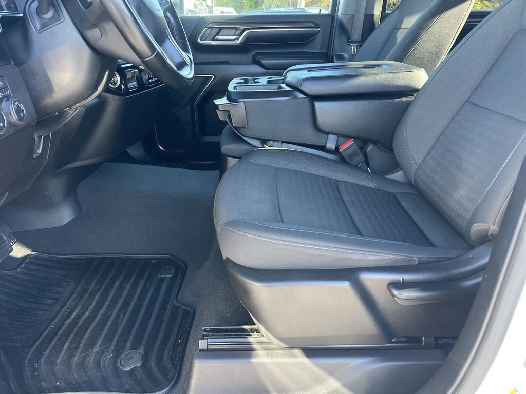 Used 2024 Chevrolet Silverado 2500 LT image 18