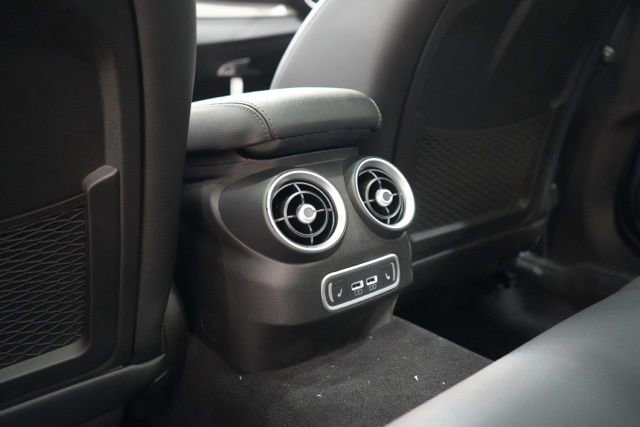 New 2025 Alfa Romeo Giulia AWD image 30