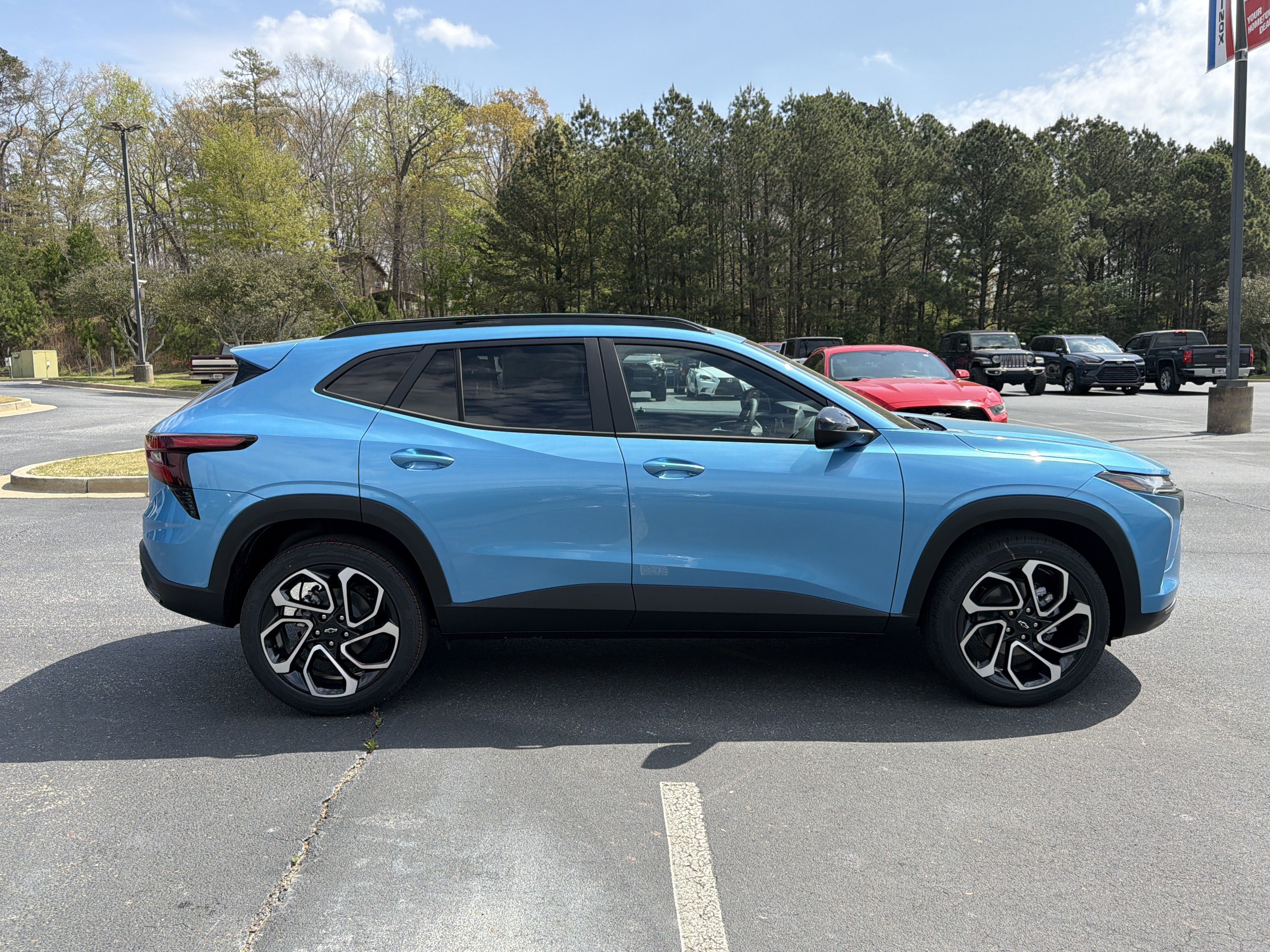 New 2026 Chevrolet Trax RS image 4