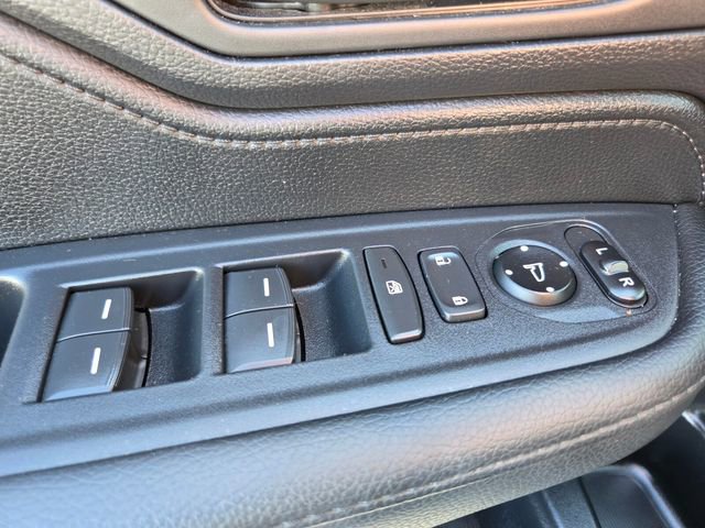 Used 2025 Honda Odyssey Sport-L image 35