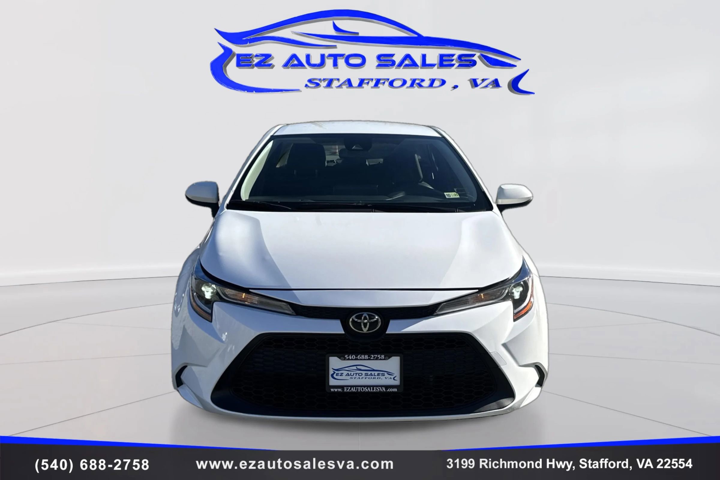 Used 2022 Toyota Corolla LE image 2