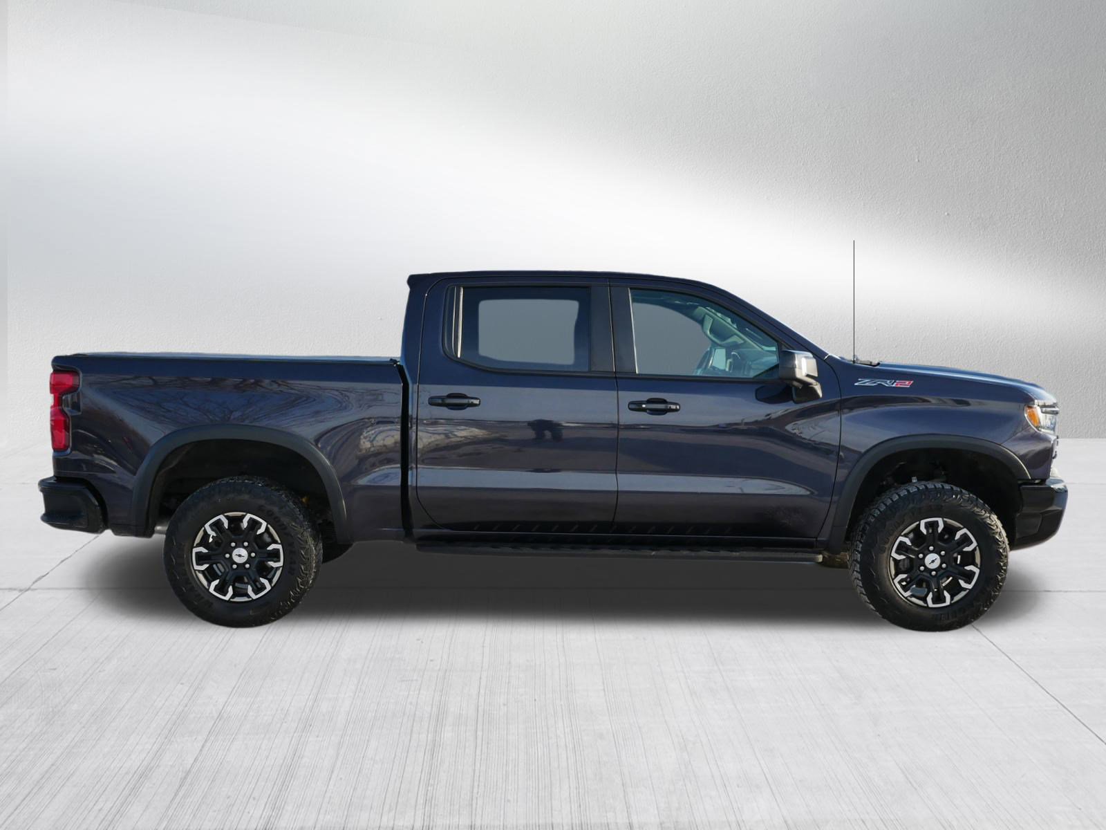 Used 2022 Chevrolet Silverado 1500 ZR2 w/ Technology Package image 8