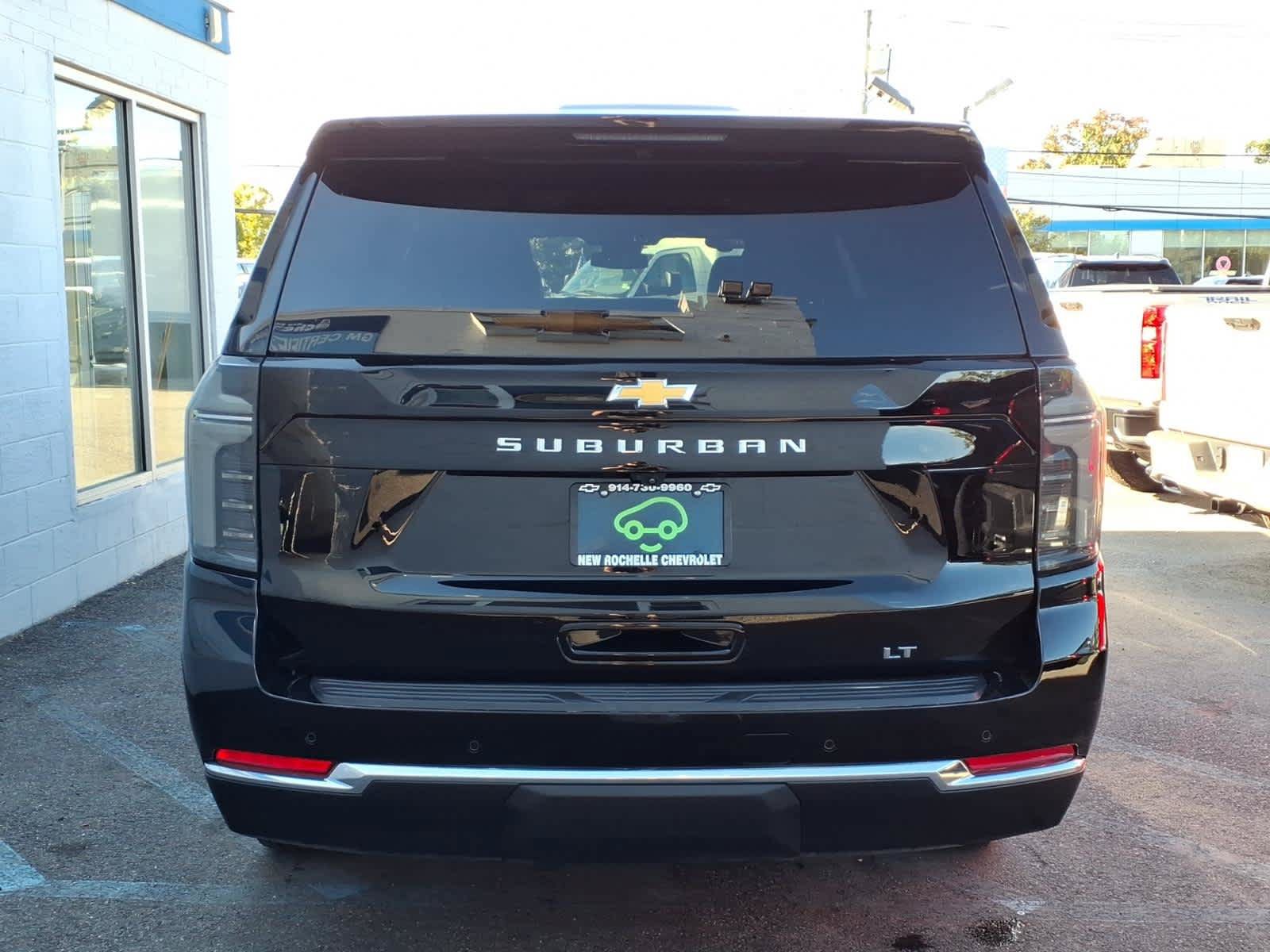 Used 2026 Chevrolet Suburban LT w/ Comfort Package AWD/4WD image 5
