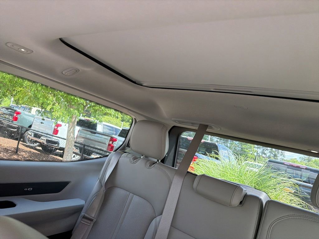 Used 2024 Jeep Wagoneer 2WD w/ Premium Group I image 16