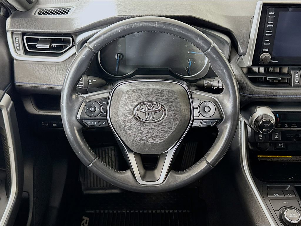 Used 2019 Toyota RAV4 XSE image 4