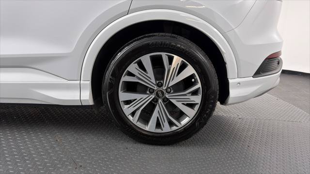 Used 2023 Audi Q4 e-tron Premium Plus w/ Premium Plus RWD image 34