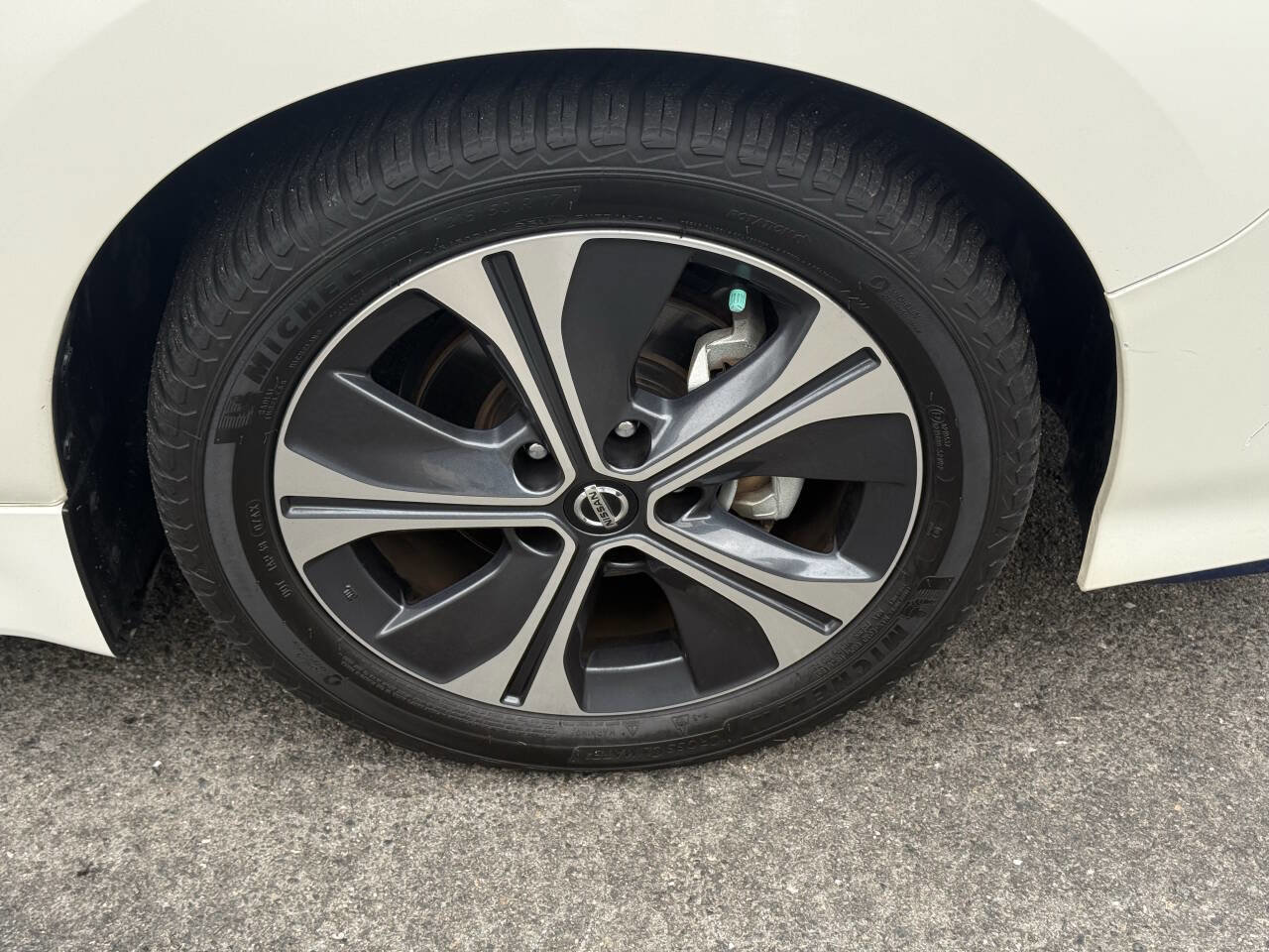 Used 2022 Nissan Leaf SL Plus image 36