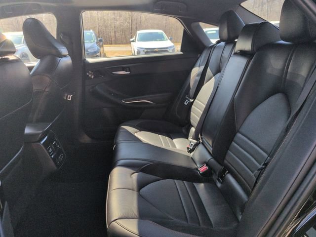 Used 2021 Toyota Avalon Touring image 26