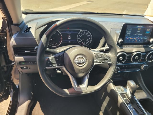 Certified 2024 Nissan Sentra SV FWD image 30
