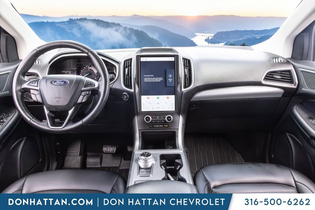 Used 2021 Ford Edge SEL w/ Convenience Package image 4