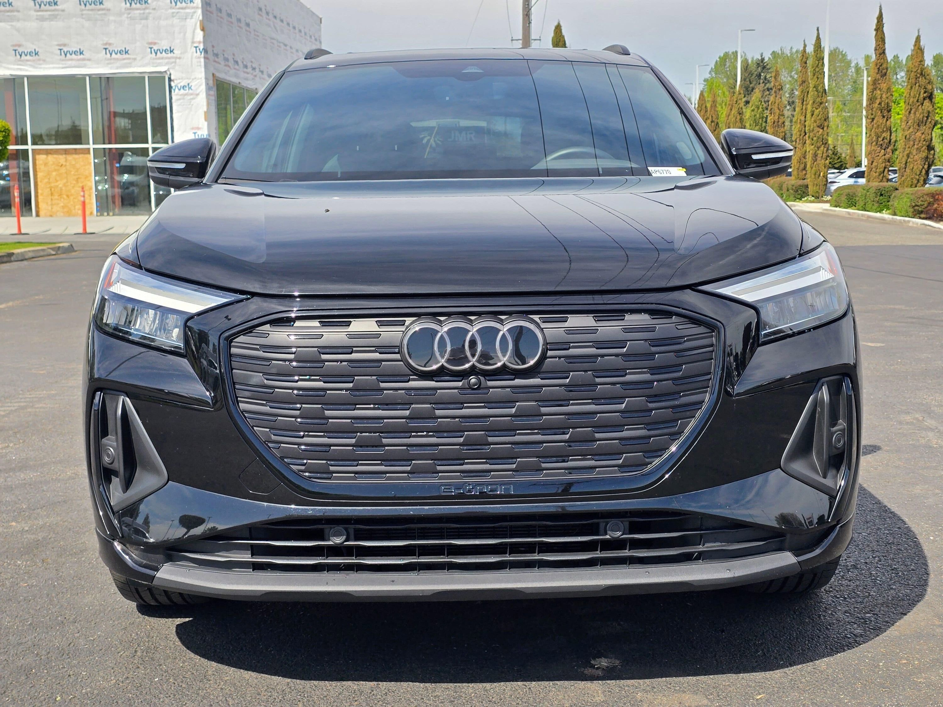 Used 2025 Audi Q4 e-tron Premium w/ Convenience Package AWD/4WD image 8