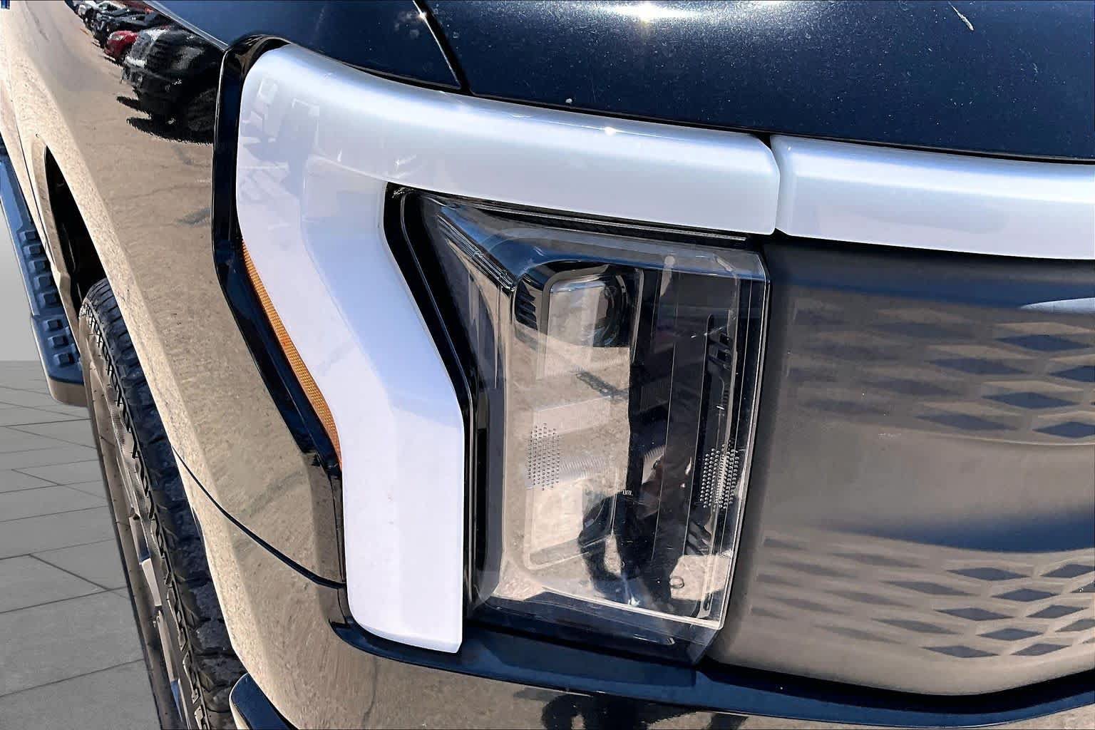 Used 2025 Ford F150 Lightning Flash AWD/4WD image 25