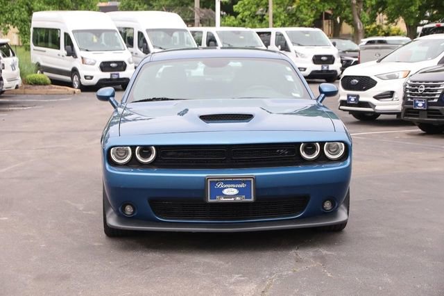 Used 2022 Dodge Challenger R/T w/ Blacktop Package RWD image 4