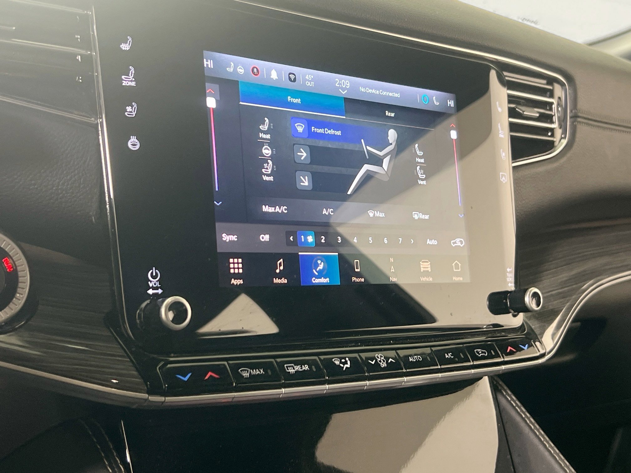 Used 2022 Jeep Wagoneer Series III w/ Rear Seat Video Group 1 image 16