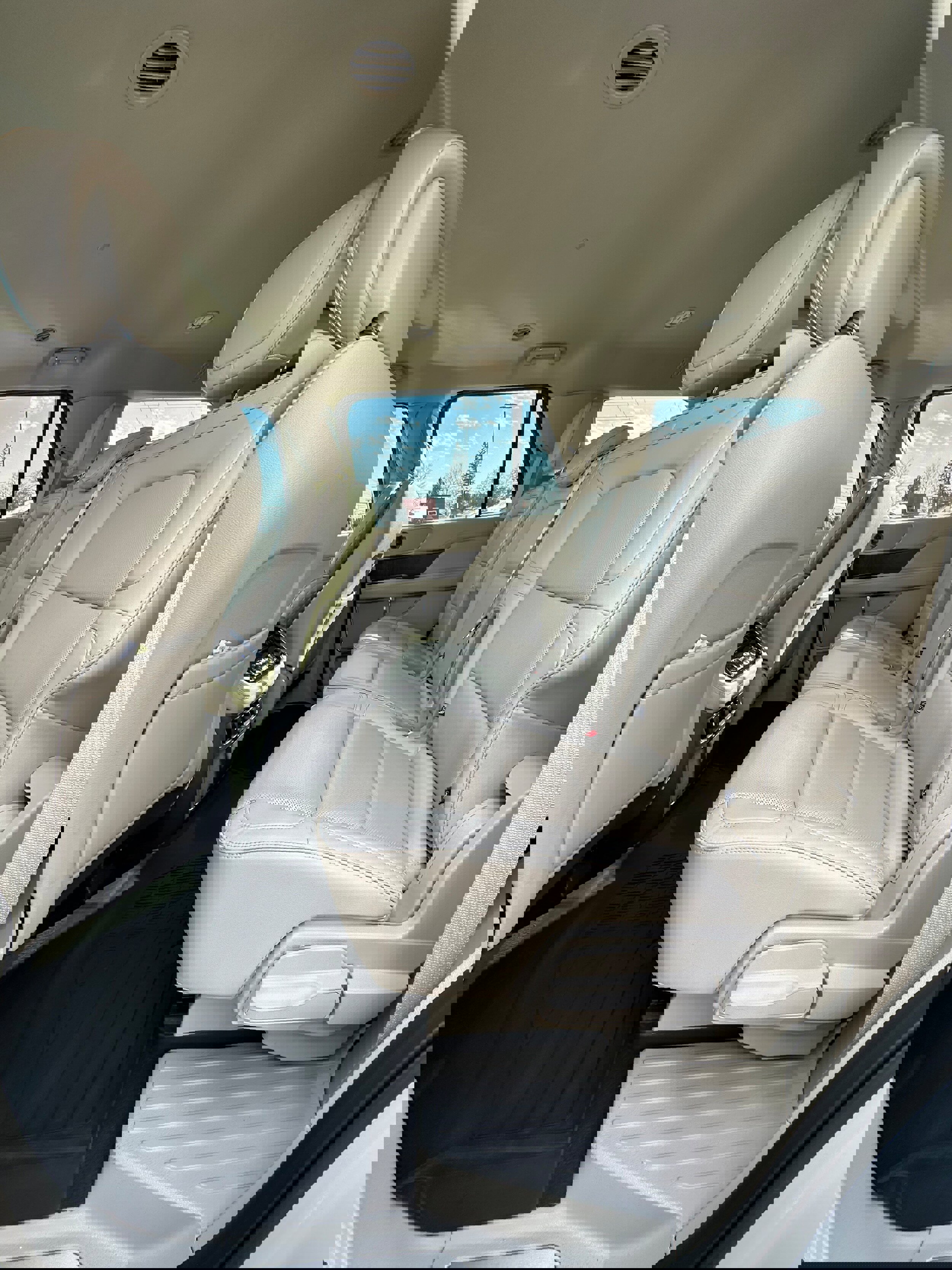 Used 2019 Lincoln Navigator Premiere image 21