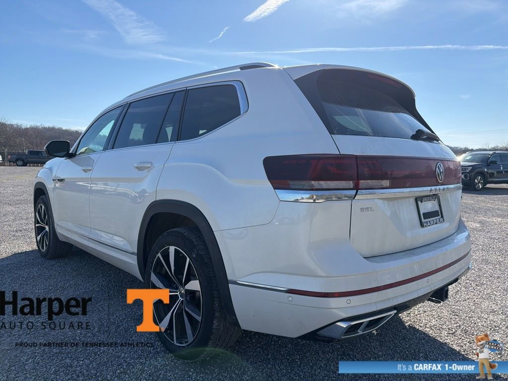 Used 2025 Volkswagen Atlas SEL Premium R-Line image 3