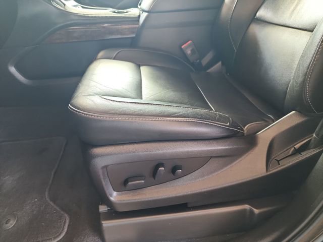 Used 2019 Chevrolet Tahoe LT image 17