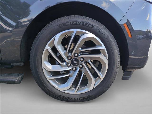 Used 2025 Lincoln Navigator Reserve AWD/4WD image 22