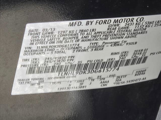 Used 2013 Lincoln MKS image 25