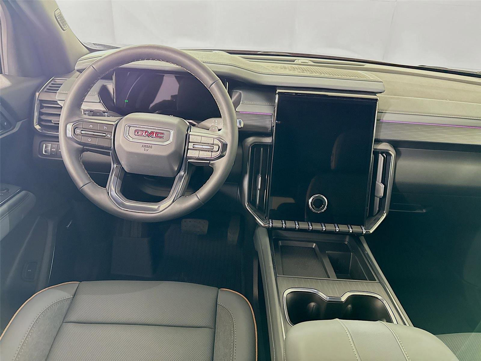 New 2026 GMC Acadia AT4 image 2