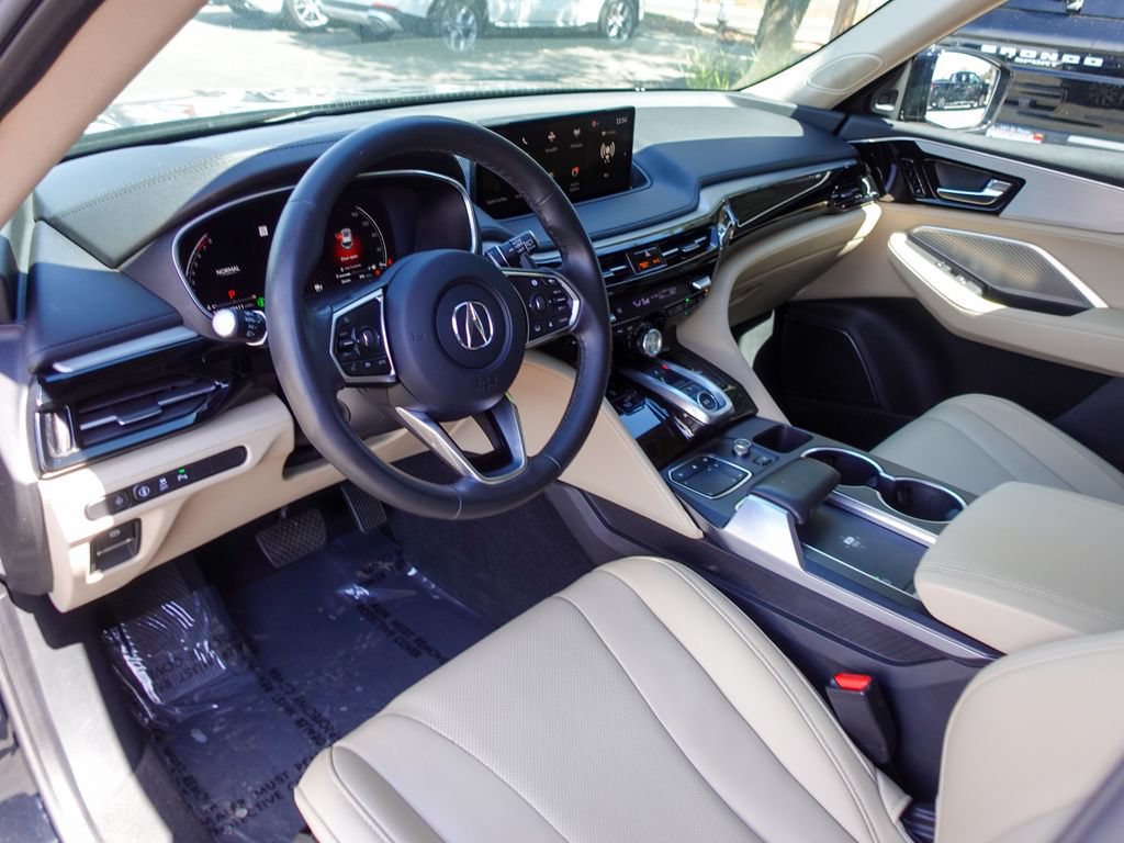 Certified 2023 Acura MDX w/ Technology Package AWD/4WD image 11