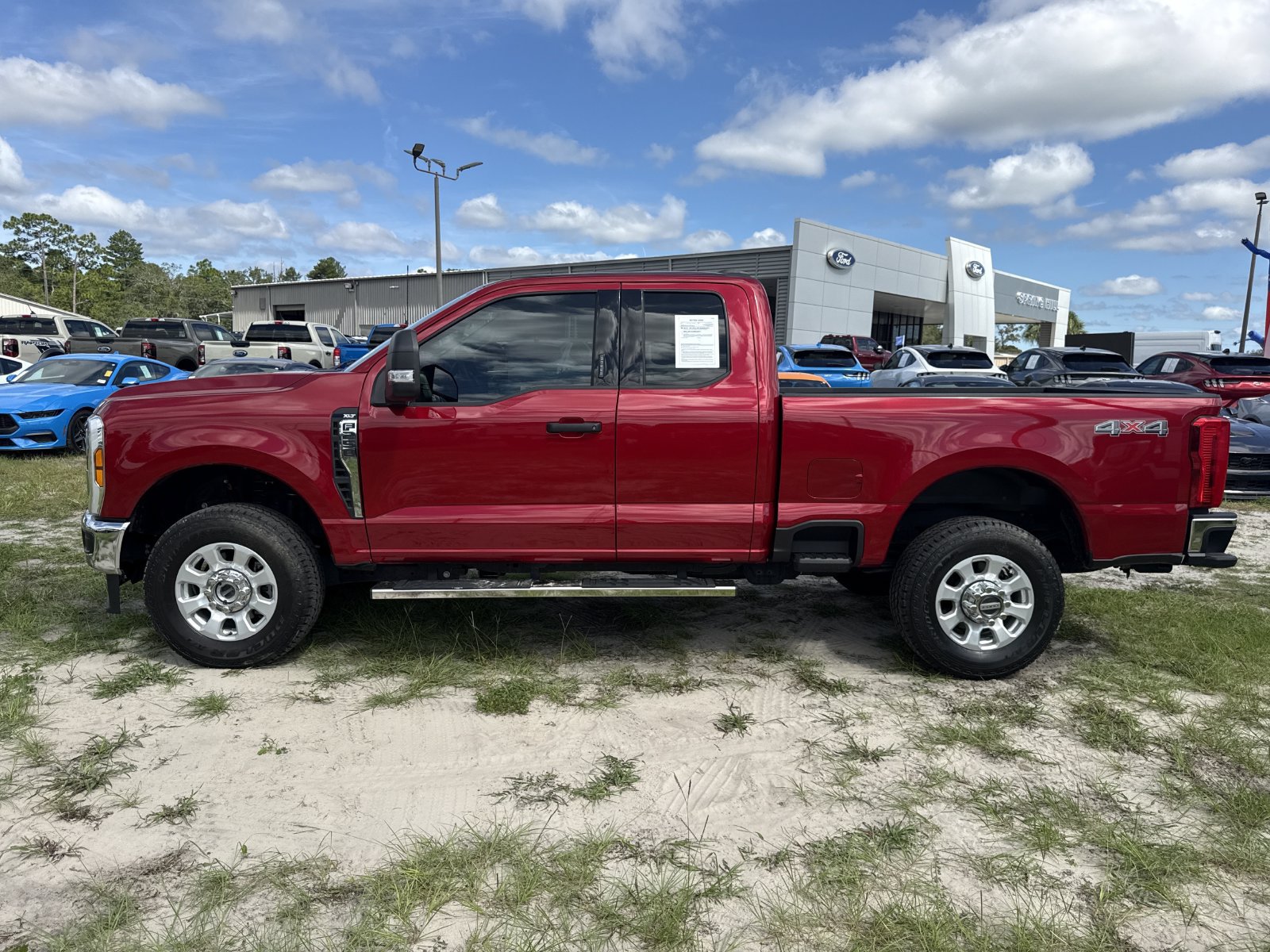 Certified 2024 Ford F250 XLT w/ F-250 >10K GVWR Package AWD/4WD image 8