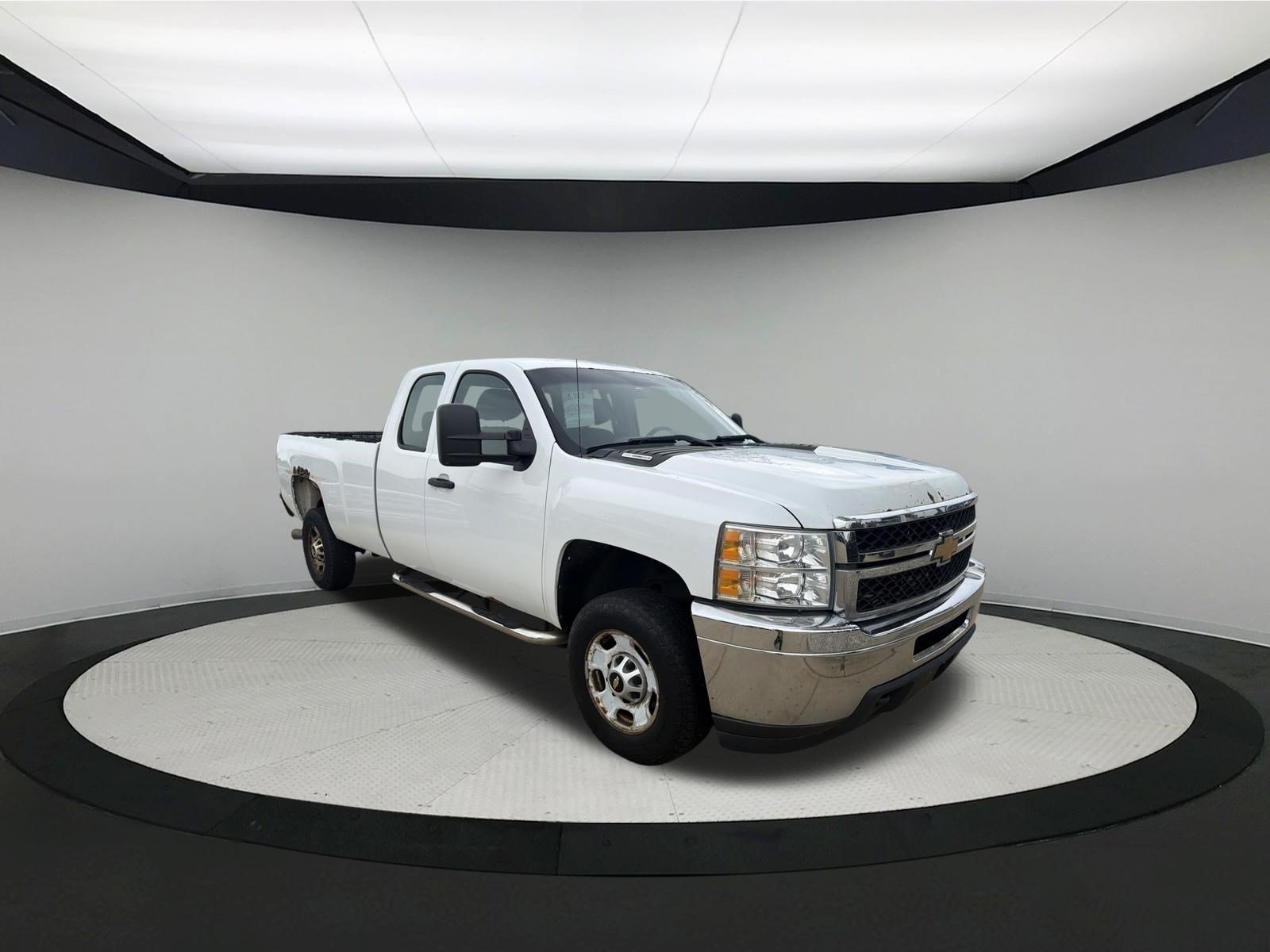 Used 2012 Chevrolet Silverado 2500 W/T AWD/4WD image 3