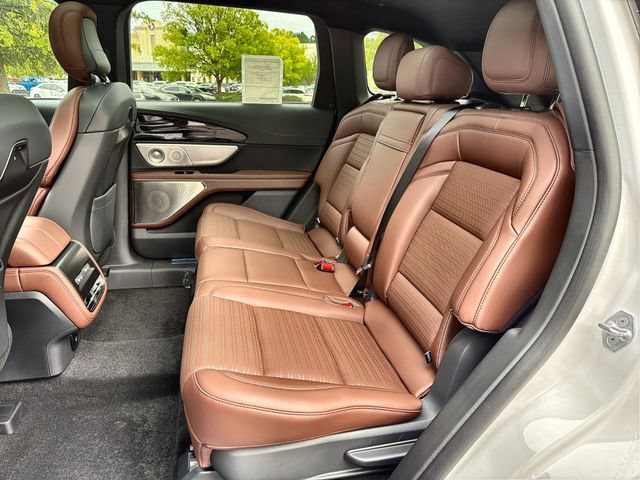 New 2026 Lincoln Nautilus Reserve AWD/4WD image 23