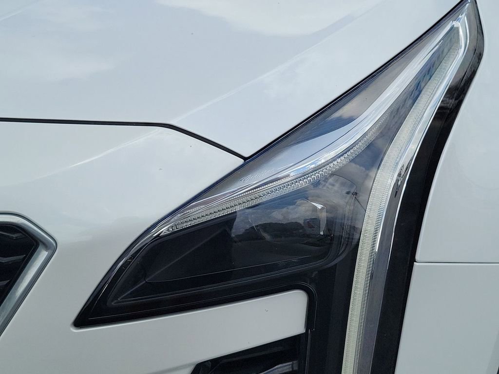 Used 2022 Cadillac XT4 Sport FWD image 10