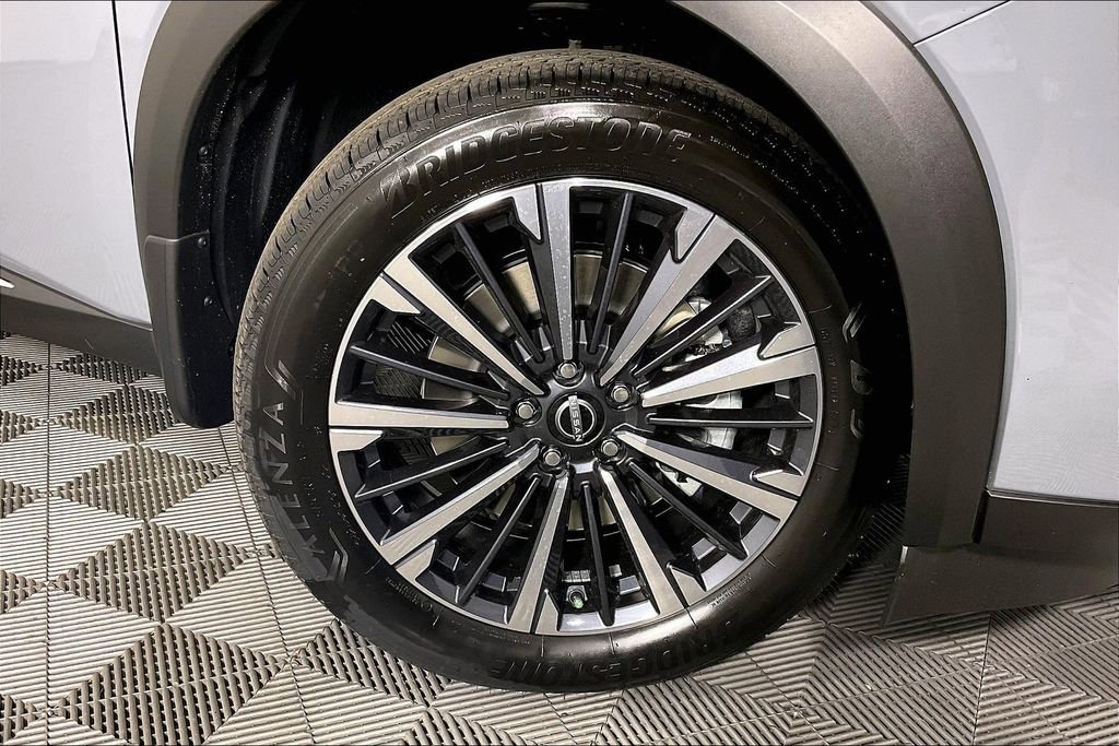 New 2026 Nissan Pathfinder Platinum w/ Cargo Package image 18