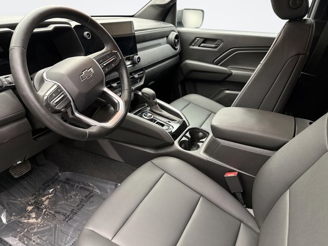 Used 2025 Chevrolet Colorado Trail Boss image 10