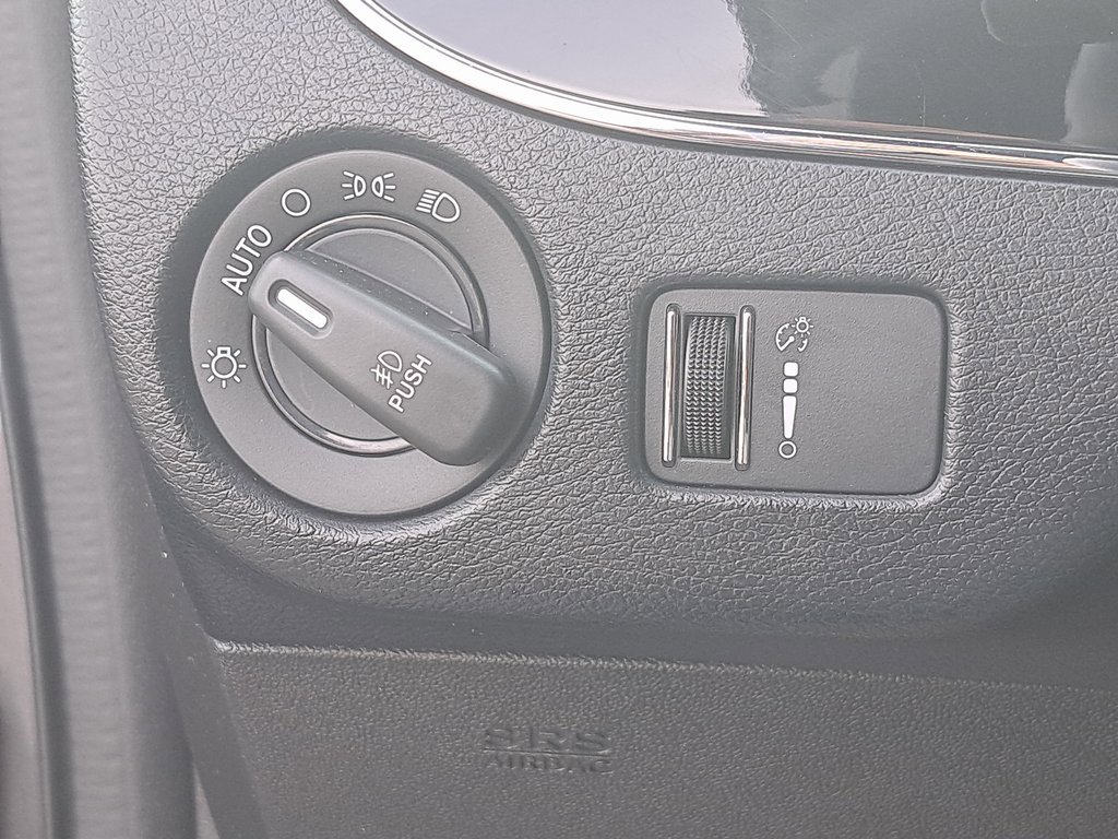 Used 2019 Dodge Grand Caravan SE image 26