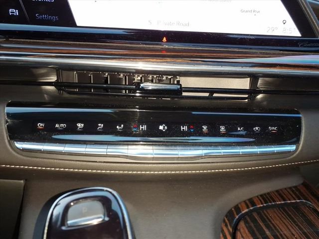 Used 2024 Cadillac Escalade ESV Premium Luxury w/ Performance Package image 22