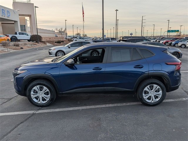 Used 2024 Chevrolet Trax LS image 3