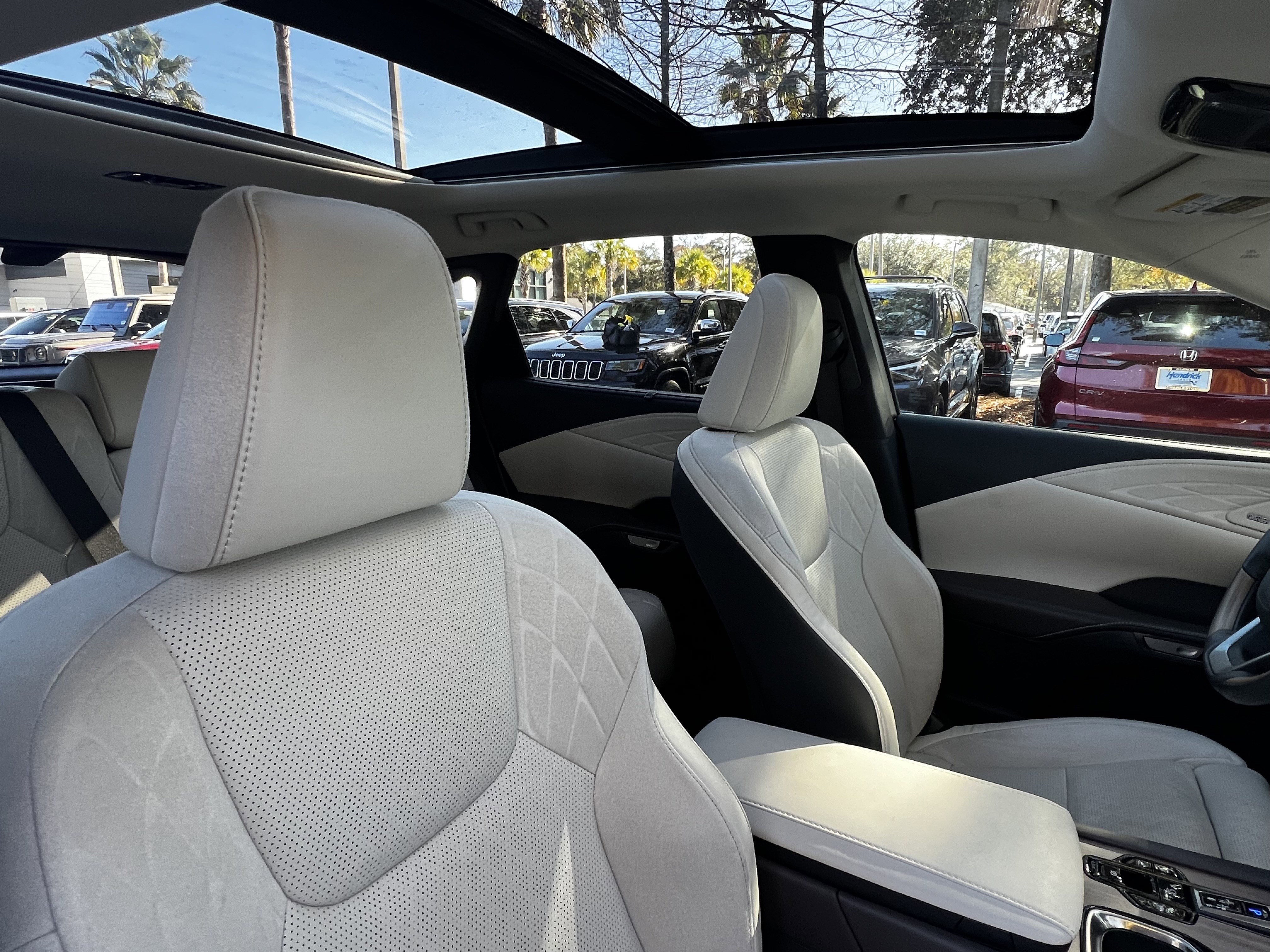 Used 2024 Lexus RX 350 image 45