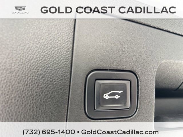 Used 2017 Cadillac XT5 Luxury w/ Driver Awareness Package FWD image 13