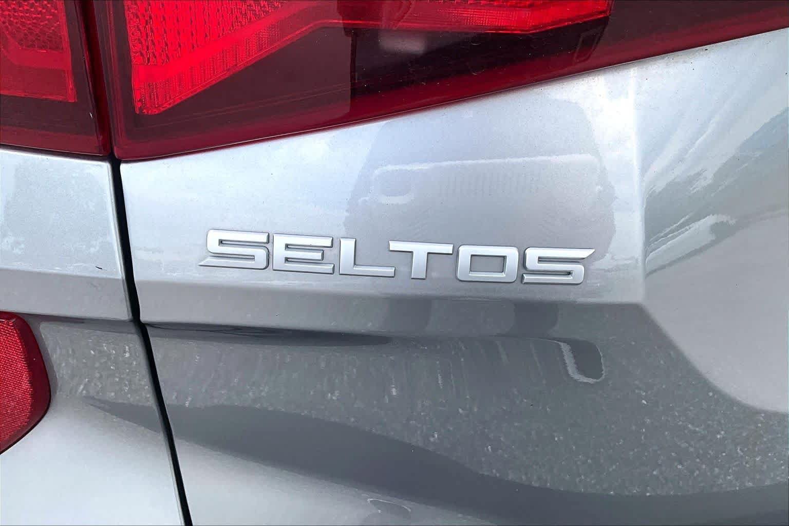 Used 2023 Kia Seltos LX AWD/4WD image 10