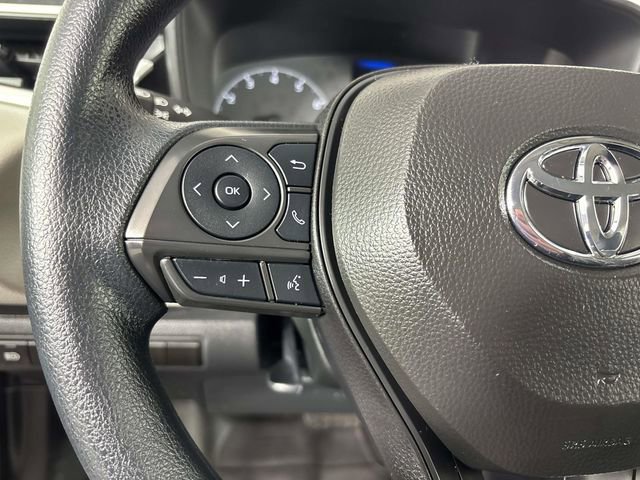 Used 2025 Toyota Corolla LE image 16
