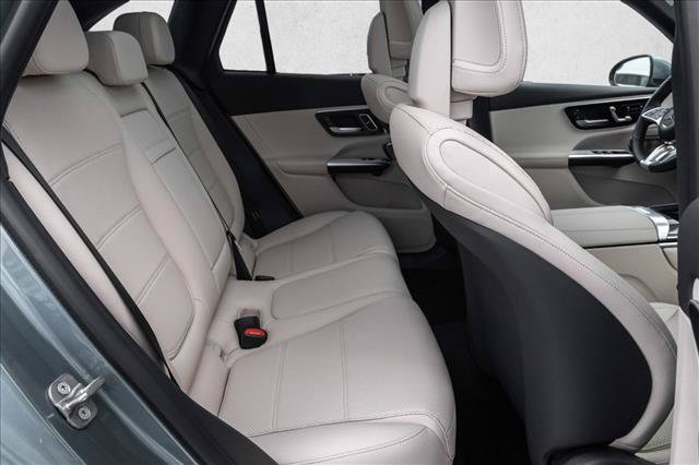 New 2027 Mercedes-Benz GLC 300 4MATIC image 24