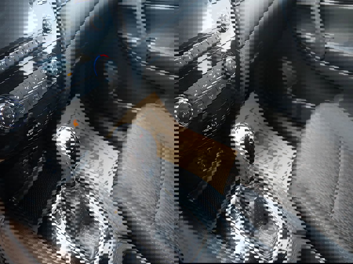 Used 2017 Nissan Rogue S image 14