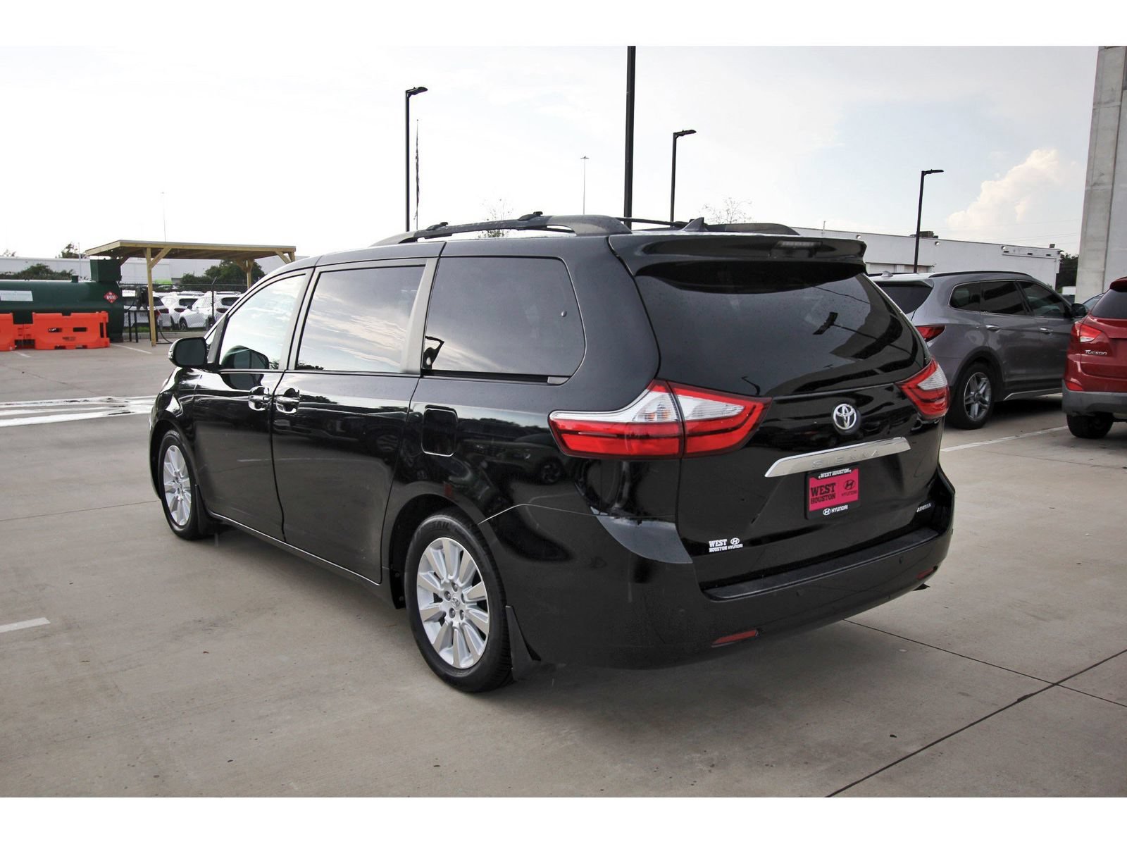 Used 2015 Toyota Sienna Limited Premium FWD image 6