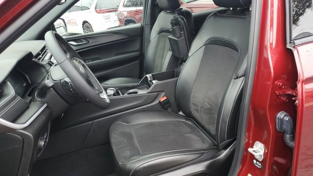 Certified 2024 Jeep Grand Cherokee L Altitude image 20