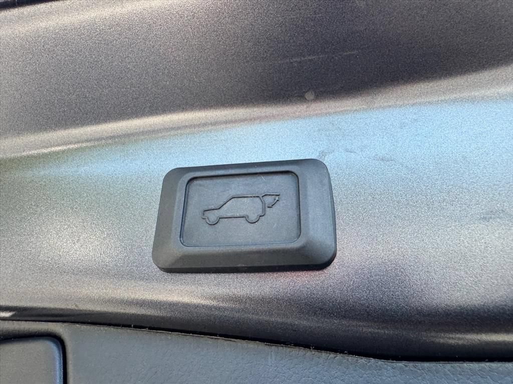 Used 2024 Toyota RAV4 XLE w/ Convenience Package AWD/4WD image 11