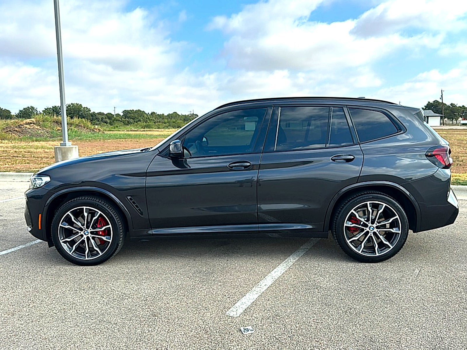 Used 2022 BMW X3 xDrive30i w/ M Sport Package 2 AWD/4WD image 5